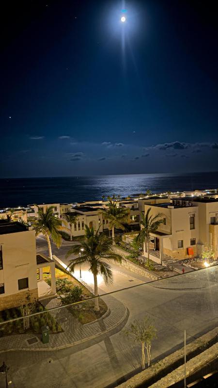 The Beach House deux - image 2