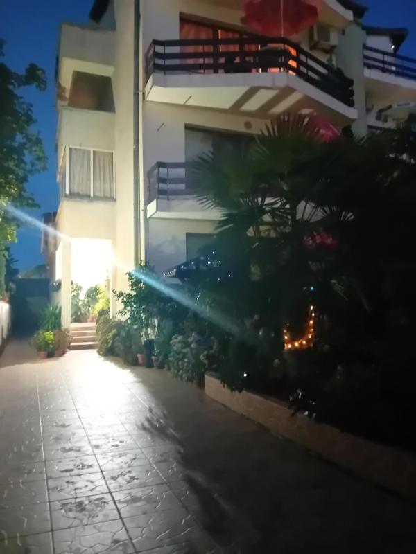 Double Room with Balcony image 1