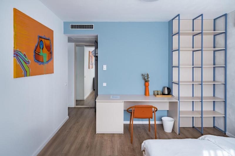 Superior Double Room image 3
