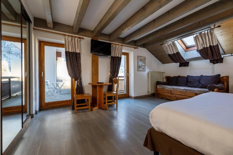 Family Double Room image 1