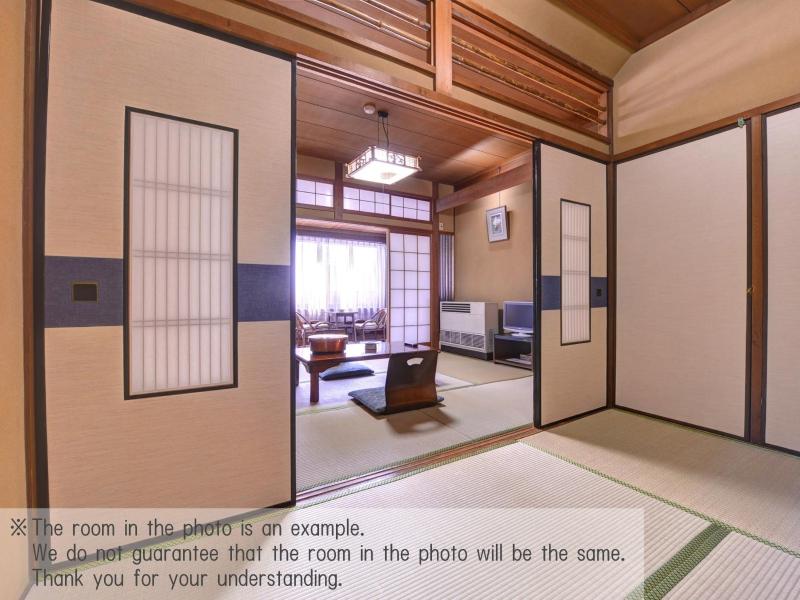 Japanese-Style Quadruple Room image 2