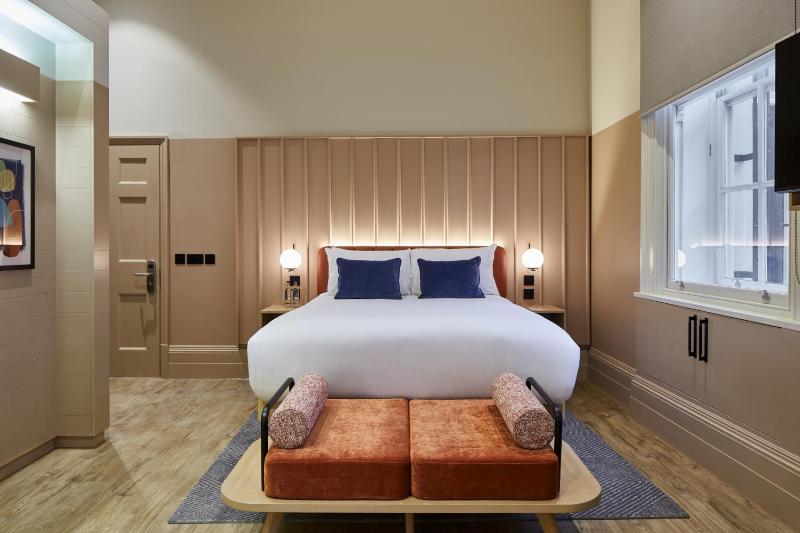 Studio Apartment image 3