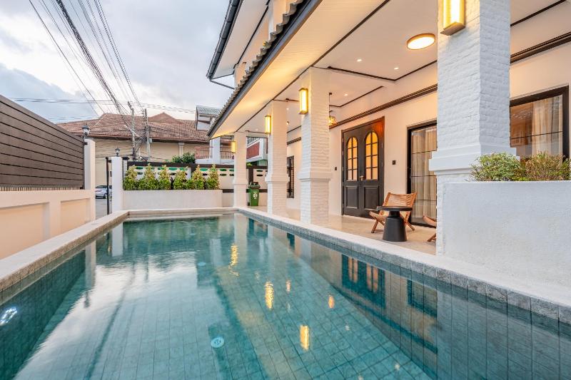Luxury Pool Villa Jomtien | 4BR | 1 Min to Beach - image 9