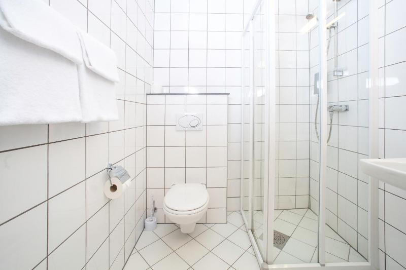 Triple Room image 1