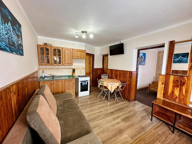 Premier Two-Bedroom Apartment image 1