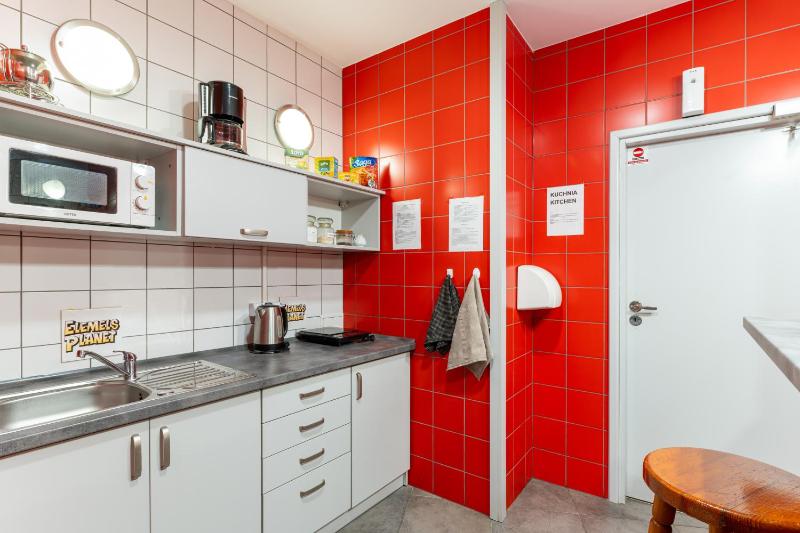 Small Single Room image 1