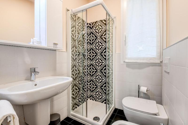Villetta Dolci Luxury Home - A2 - image 29