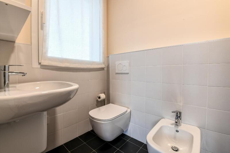 Villetta Dolci Luxury Home - A2 - image 4