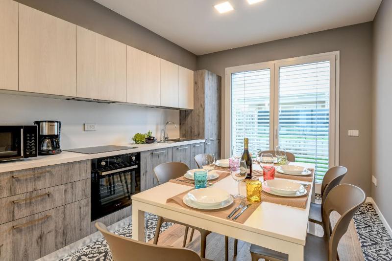 Villetta Dolci Luxury Home - A2 - image 41