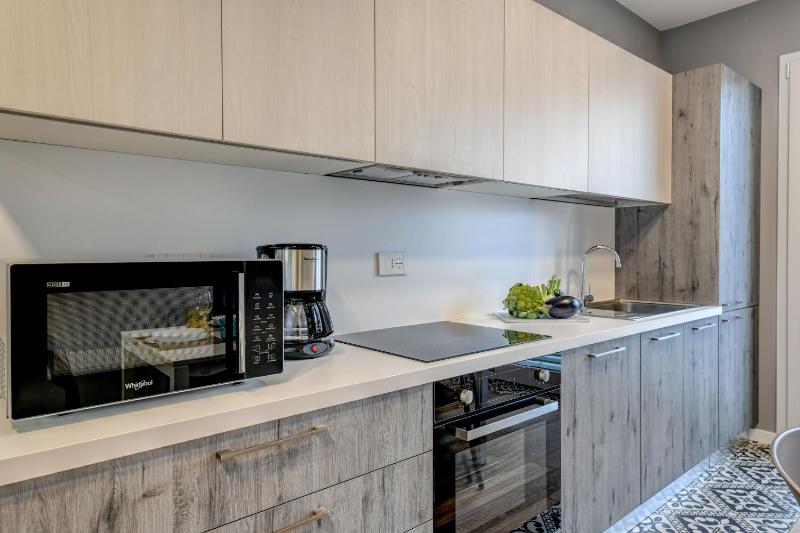Villetta Dolci Luxury Home - A2 - image 2