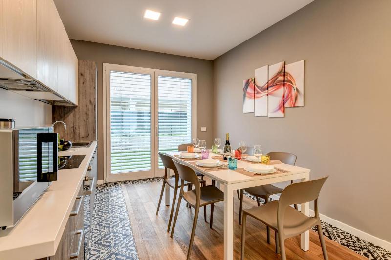 Villetta Dolci Luxury Home - A2 - image 20