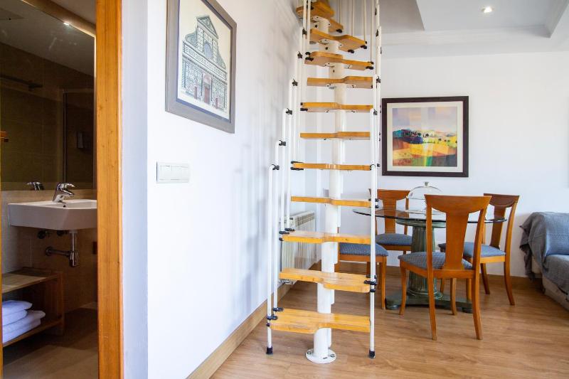 Two-Bedroom Duplex image 2
