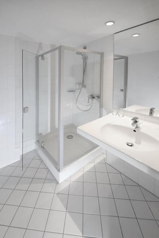 Superior Twin Room image 2