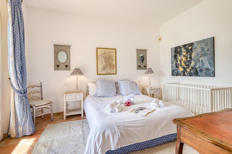 Villa Tortue - Private Pool & Sea View - Happy Rentals - image 6