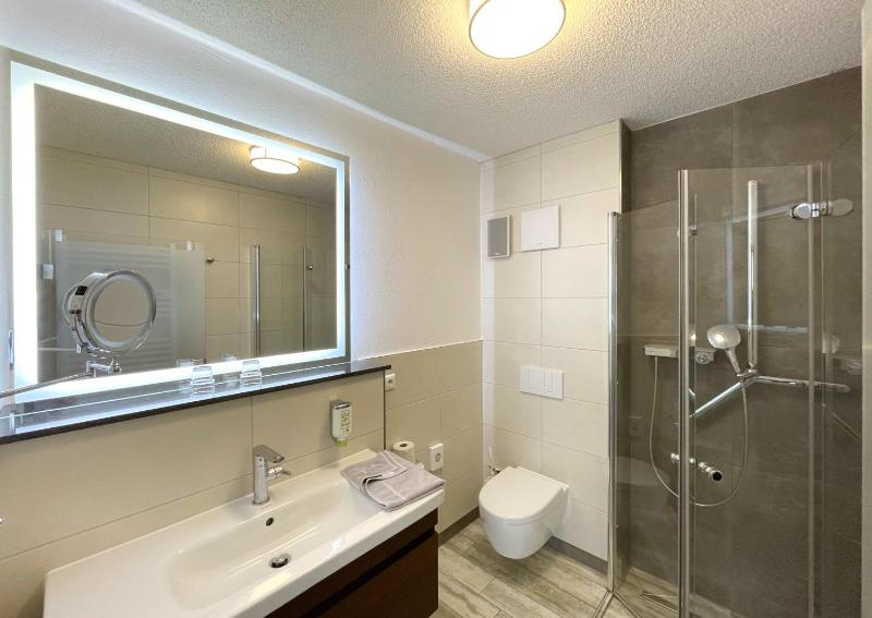 Standard Apartment with Balcony image 2