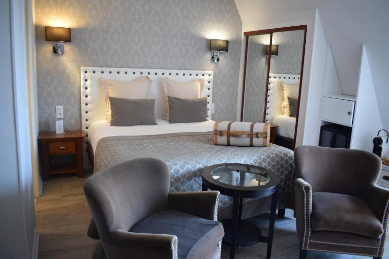 Le Trophée Boutique Hôtel Spa- La Loggia Appart'hôtel - image 7
