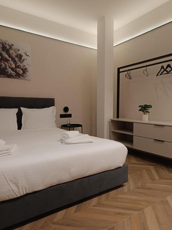 M star rooms Private Parking Sofia TOP CENTER - image 2