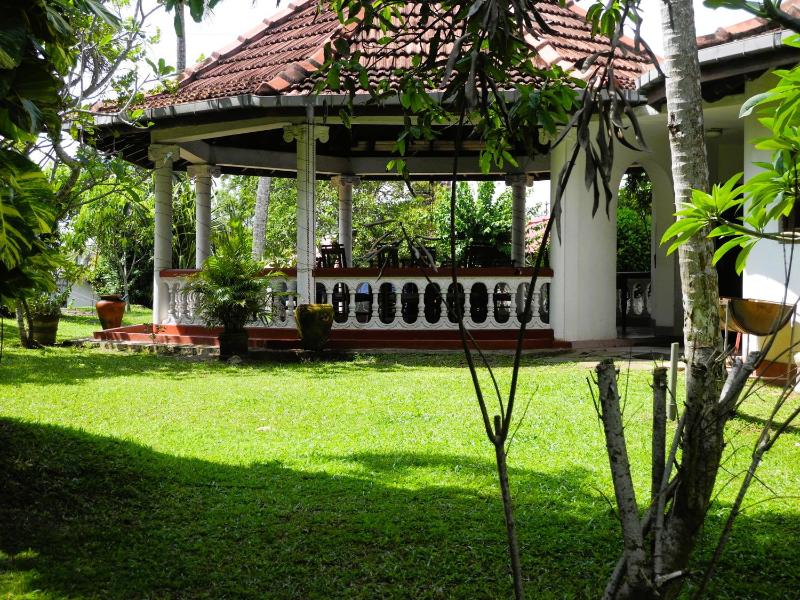 Top of the Hill Guesthouse & Villas - image 3