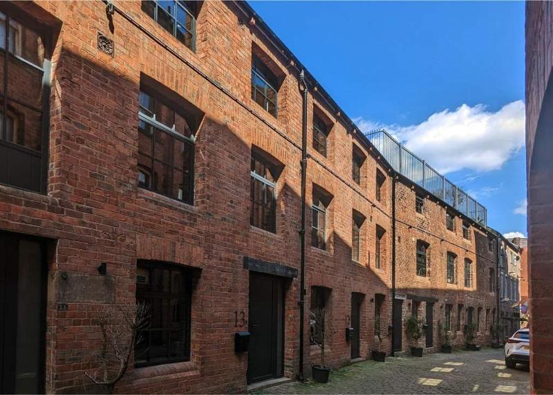 Blayds Yard - image 12