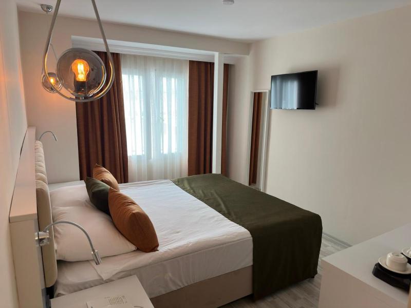 Double Room with Sea View image 1