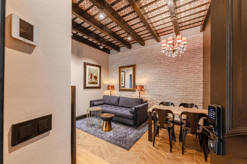 Casa 1862 Heritage Suites by Stay Unique - image 5