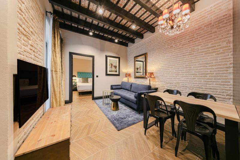 Casa 1862 Heritage Suites by Stay Unique - image 11