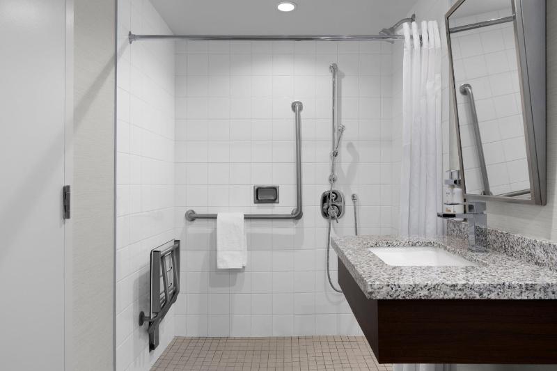 Holiday Inn Ottawa East By IHG - image 9
