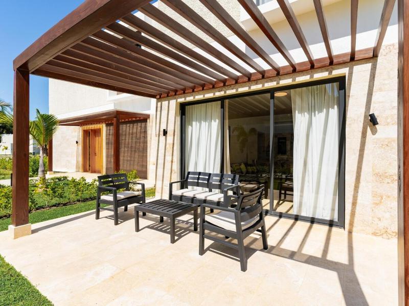 Private Beach Luxury Villa - image 37
