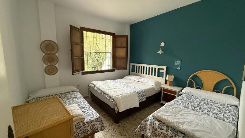 Exceptional villa in Mijas with private pool sea view - image 10