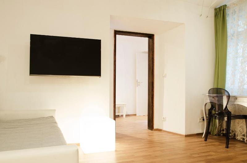 Dolce Vita Suites Boutique - image 5