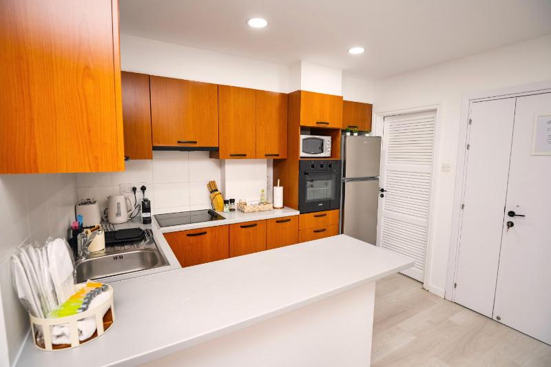 Lazuli Sea View Beachfront Ap 21 - image 7