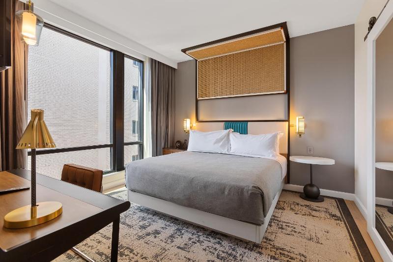 King Room image 1