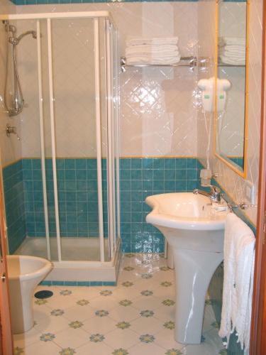 Single Room image 1