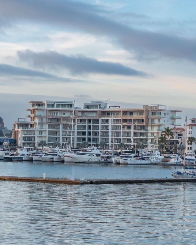 Live Aqua Private Residences La Paz - image 40