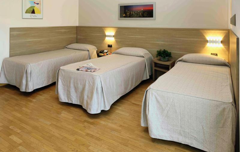 Triple Room image 1