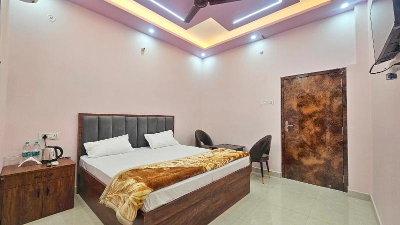 Ojas Royale - Banquet and Hotel - image 13