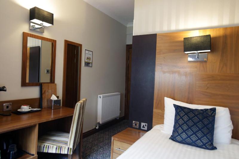 Single Room image 4