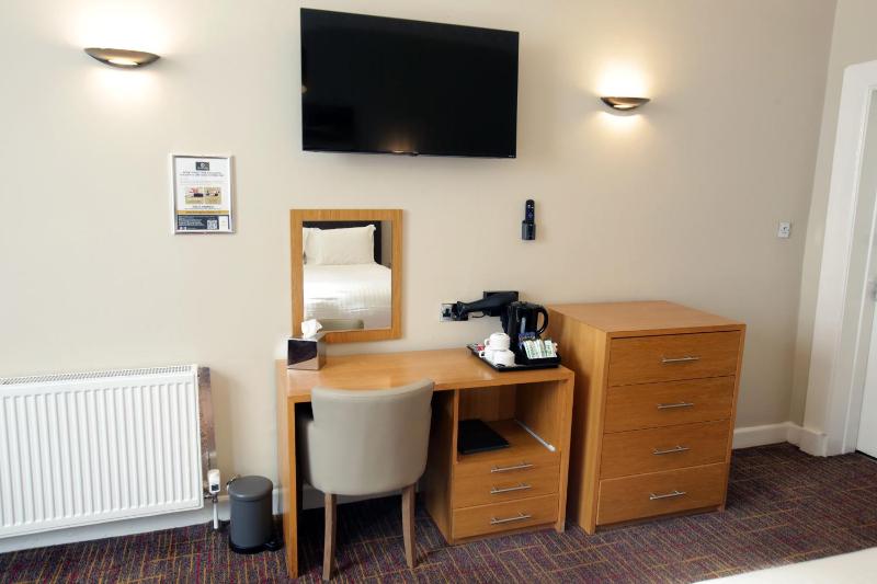 Double Room image 2