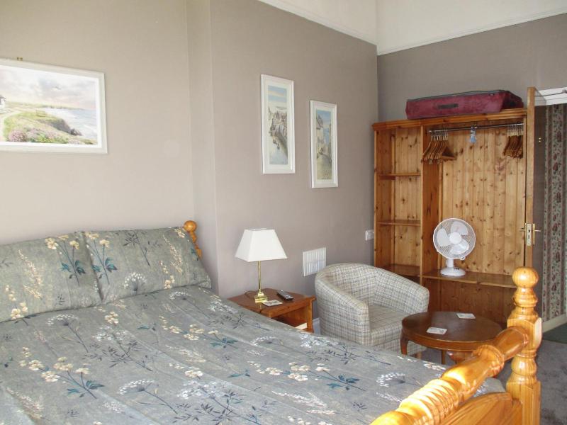 Standard Double Room with Shower image 3