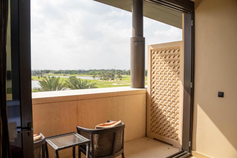 Deluxe Room, 2 Queen, Golf view, Balcony image 4