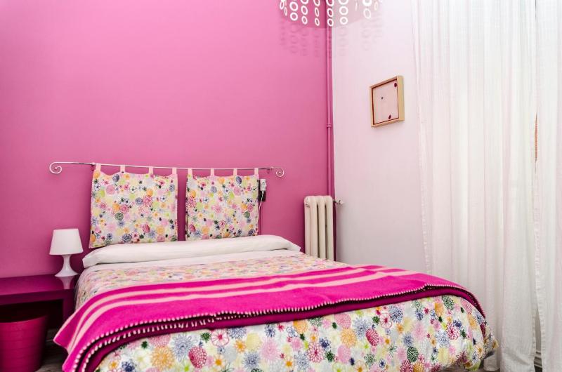 Double Room with Shared Bathroom image 1