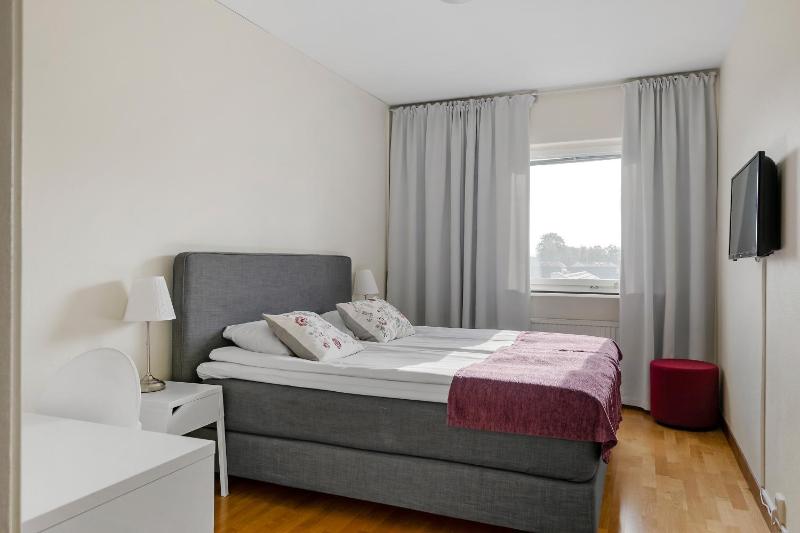 Standard King Room image 1