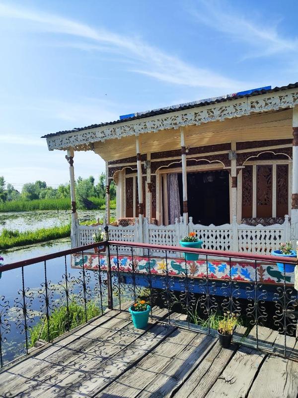 Houseboat Shamshad - image 10