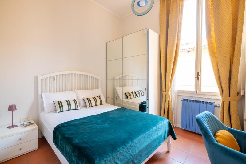 Aldrovandi suite and rooms with private garden - image 5
