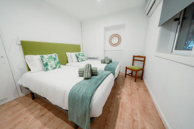 Douro Garden - Authentic Portuguese Guesthouse - image 1