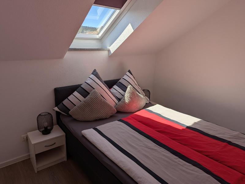 One-Bedroom Apartment (2 - 4 Adults) image 4