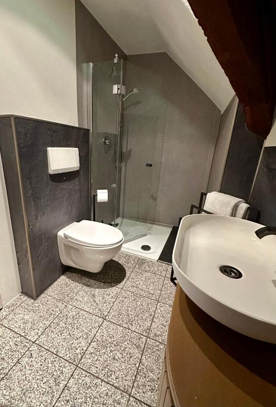 Apartment image 4
