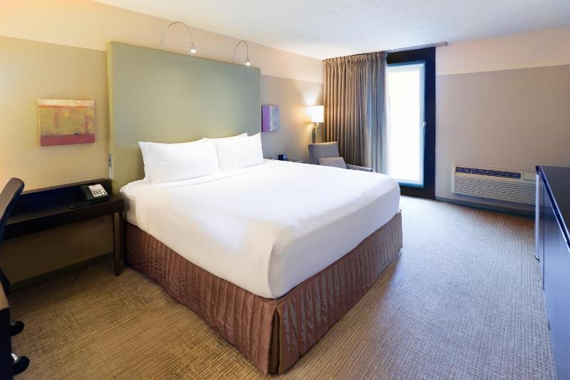 Premium Room image 2
