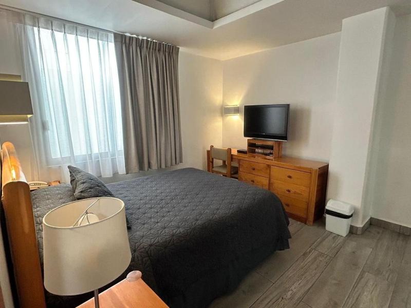 Suites Arquimedes 33 - image 2