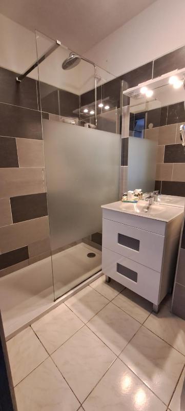 Double Room with Balcony image 1